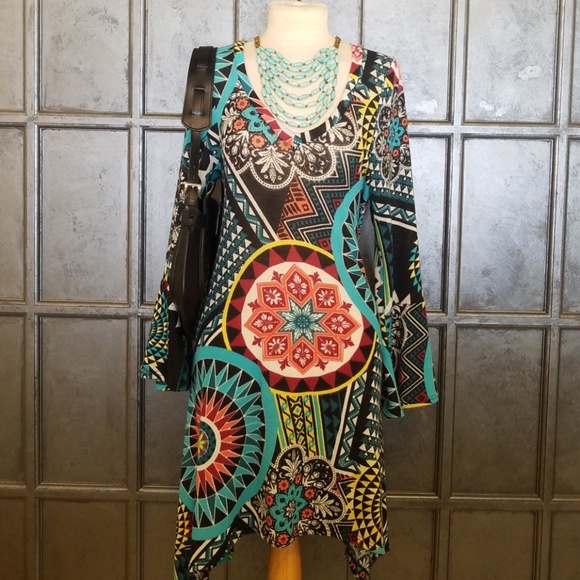 Emma rose Dresses & Skirts - Emma Rose Print dress 👗